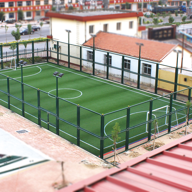 HKLZ-01笼式足球场地